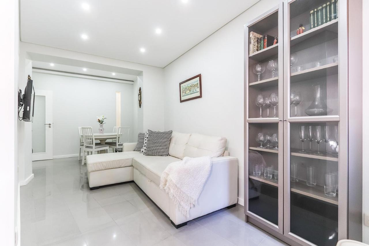 Vita Portucale ! Moscavide Casa Branca W/ Terrace Lisboa المظهر الخارجي الصورة