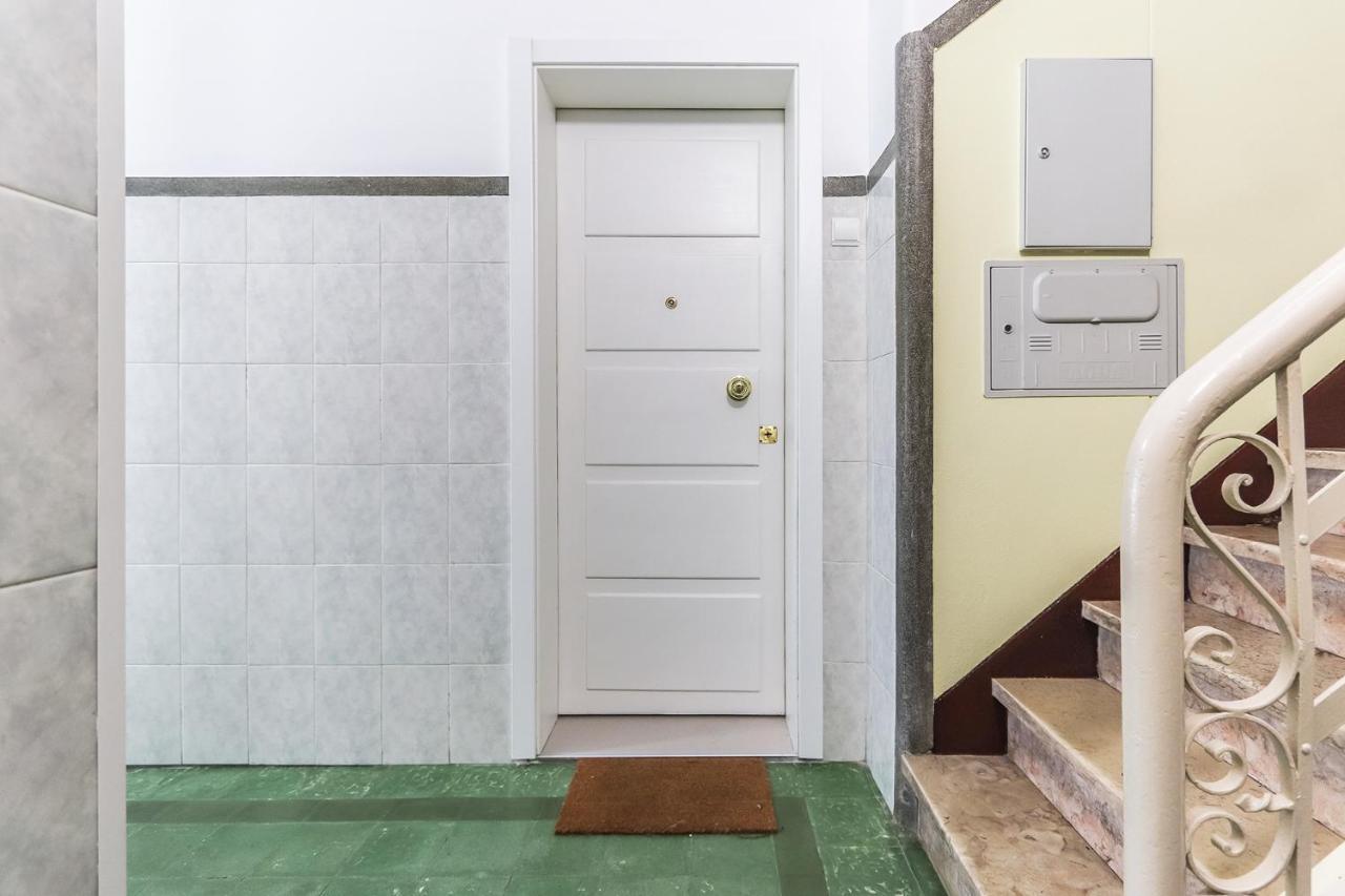 Vita Portucale ! Moscavide Casa Branca W/ Terrace Lisboa المظهر الخارجي الصورة
